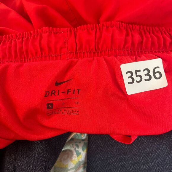 Nike Dri Fit Red Athletic Shorts Small Womens Pull On Drawstring Running UGA - Picture 2 of 7